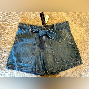 BANANA REPUBLIC Women's Tie-waist Utility Short Light Wash Size 8